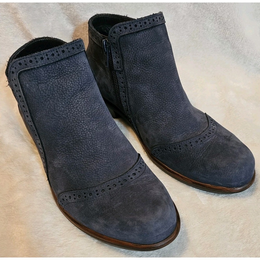 Naot Women's Nefasi Ankle Boots Navy Velvet Nubuck Size 37 USA 6-6.5 - Picture 2 of 10